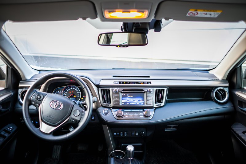 Первый из Могикан: путешествуем в будущее с Toyota RAV4